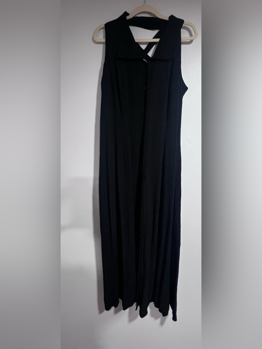 Sleeveless Black Maxi Dress with Crossback Detail